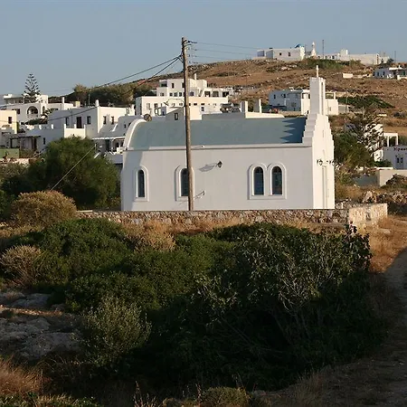 Lazino And アパート パロス島