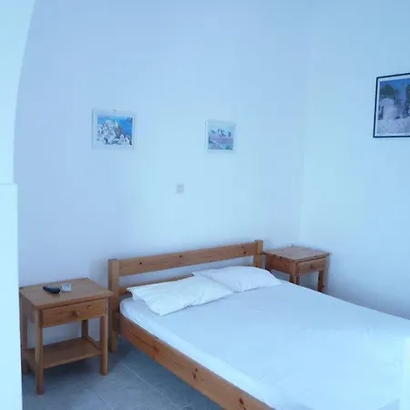 Lazino And Parikia (Paros)